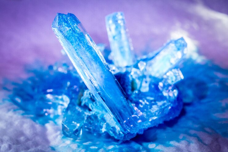 Crystallization of copper sulfate