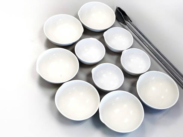 evaporating dish