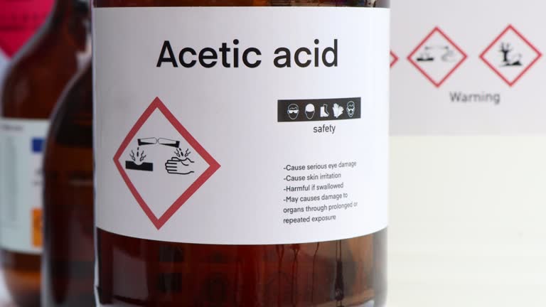 10% Acetic Acid